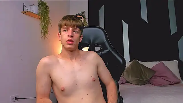 Snapshot of Ostin_Saints chatting on March 3, 2:57 pm Ostin Saints online show from March 3, 2:57 pm