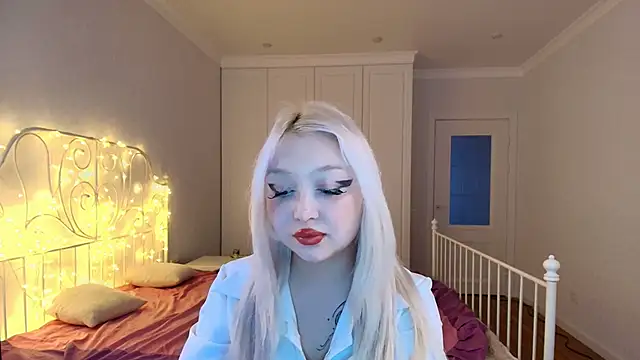 angelicaya online show from November 28, 3:28 am