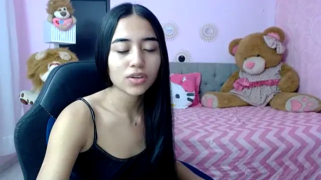 xoxo melany online show from December 5, 12:15 pm