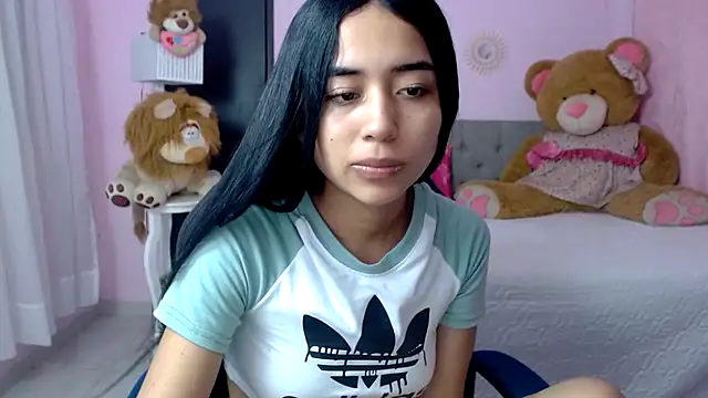 xoxo melany online show from December 20, 12:30 pm