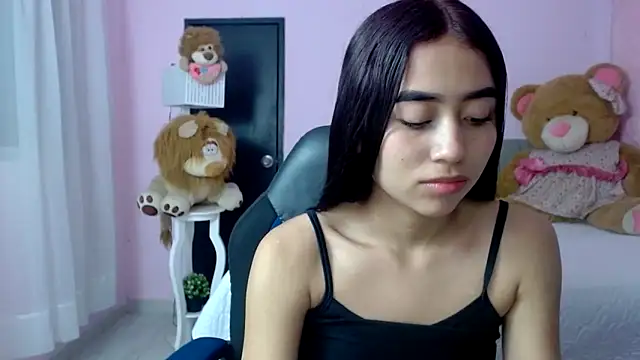 xoxo melany online show from December 18, 12:20 pm