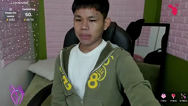 tommy cherry  online show from November 20, 1:56 pm