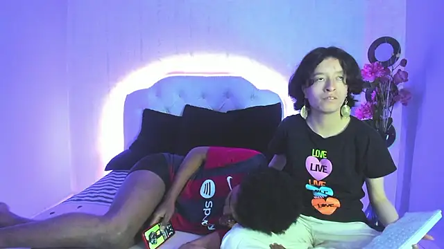 CoralAndOcean  online show from January 13, 5:50 pm