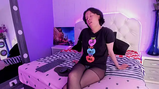 CoralAndOcean  online show from November 26, 1:00 pm