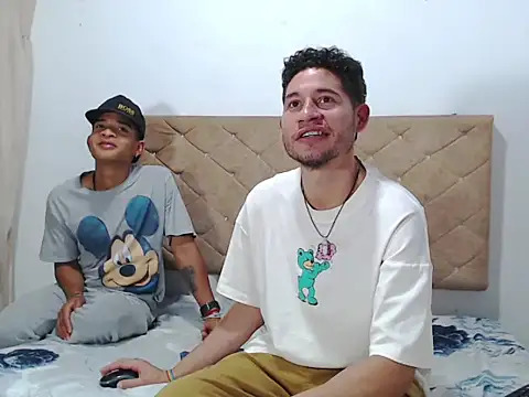 crissex3 online show from February 10, 7:57 pm