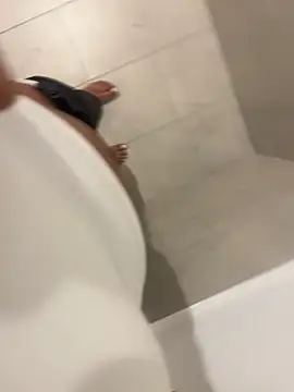 Maia0823 online show from November 21, 4:44 am