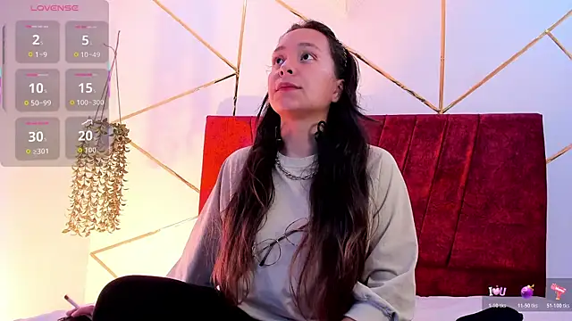 Julieta Lein  online show from January 13, 8:46 pm