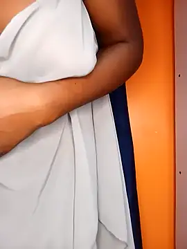 AngelaGraceY online show from January 11, 4:30 am