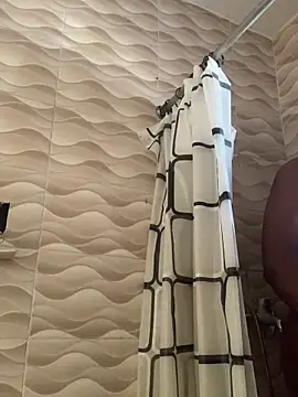 laperson online show from December 1, 12:28 pm