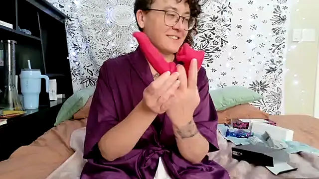 sareberr420 online show from January 19, 4:11 pm