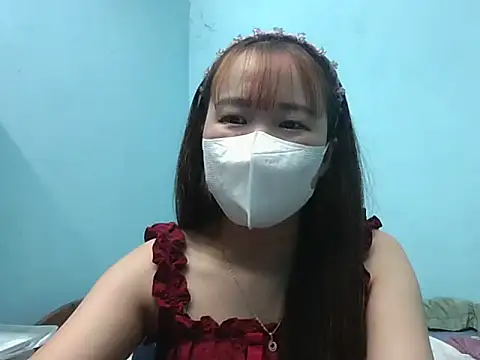 Snapshot of LinhChi09 chatting on June 8, 10:49 am LinhChi09 online show from June 8, 10:49 am