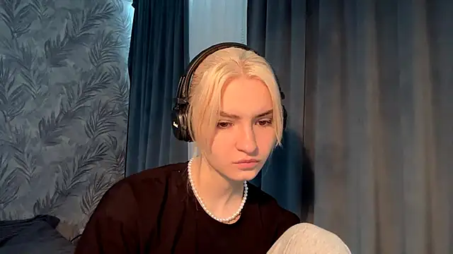 Snapshot of Cindi_Jacobs chatting on November 24, 2:39 pm Cindi Jacobs online show from November 24, 2:39 pm