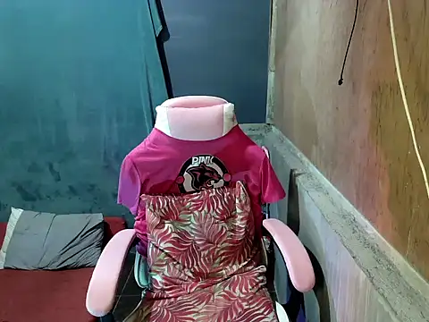 saucy elj online show from March 26, 8:51 pm