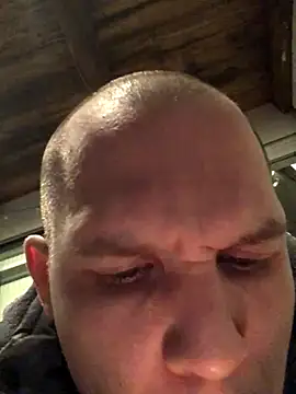 Spielzeugtwink online show from November 28, 10:32 pm