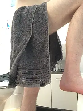 Spielzeugtwink online show from May 7, 9:18 pm