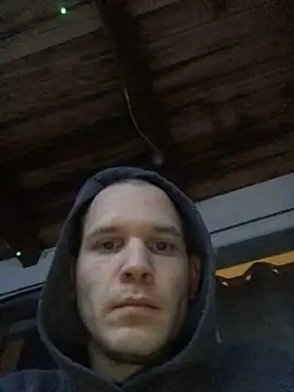 Spielzeugtwink online show from February 6, 4:14 pm