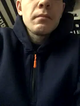 Spielzeugtwink online show from December 14, 11:38 am