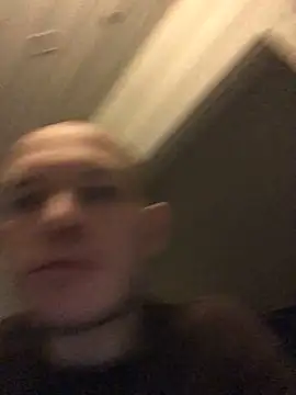 Spielzeugtwink online show from March 3, 11:01 pm