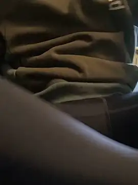 Spielzeugtwink online show from February 2, 2:05 pm