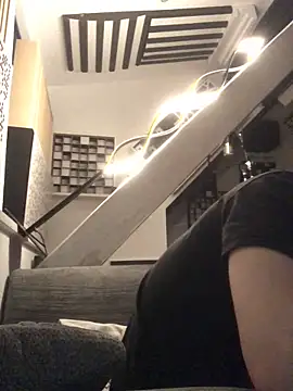 Spielzeugtwink online show from May 21, 9:34 pm