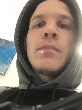 Spielzeugtwink online show from May 8, 10:24 pm