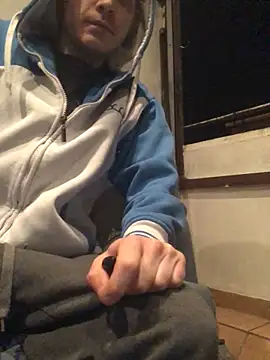 Spielzeugtwink online show from April 14, 9:53 pm