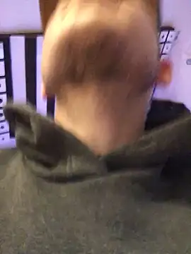 Spielzeugtwink online show from December 5, 2:37 pm