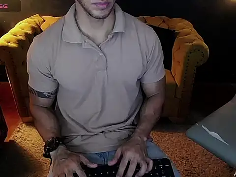 tayler luke online show from December 5, 1:16 am