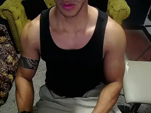 tayler luke online show from December 20, 1:08 am