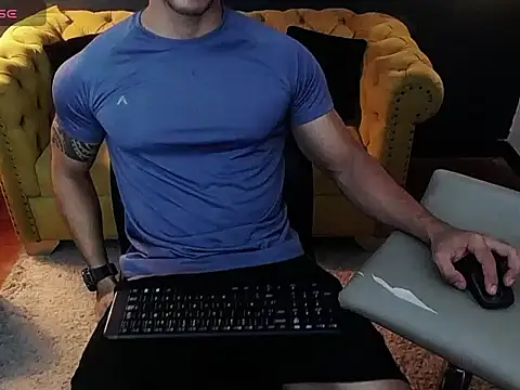 tayler luke online show from December 3, 1:17 am