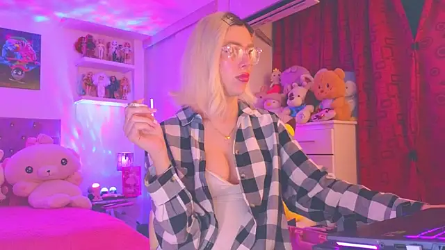 MadamBarbiee online show from November 28, 11:05 pm