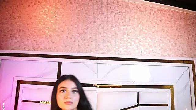 luciana agudelo online show from February 16, 7:12 pm