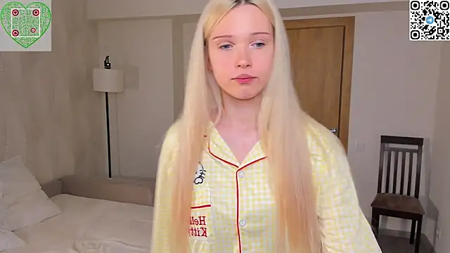 CherrylHolme online show from February 3, 7:30 pm