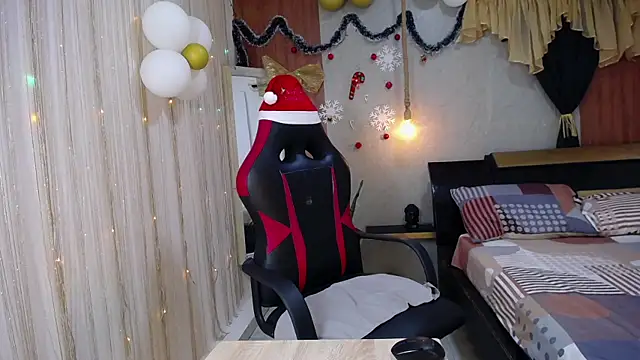 sweett love  online show from December 4, 4:44 am