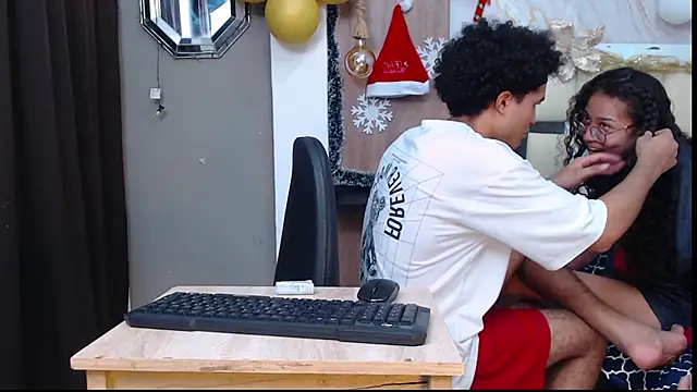 sweett love  online show from November 21, 2:43 am