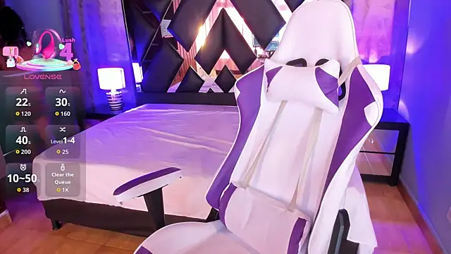 Kittyy Bigboobs online show from November 19, 7:14 pm