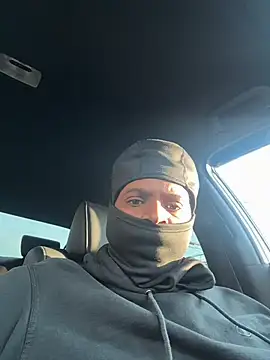 Snapshot of 24denio chatting on December 21, 1:35 pm 24denio online show from December 21, 1:35 pm