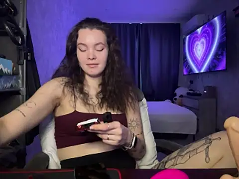 Snapshot of Teresa_Yung chatting on November 21, 9:08 am Teresa Yung online show from November 21, 9:08 am