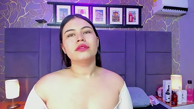 monserrat cutte online show from December 20, 4:15 am