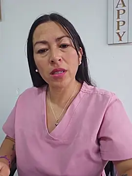 Snapshot of JustSamantha_ chatting on June 3, 11:55 am JustSamantha online show from June 3, 11:55 am