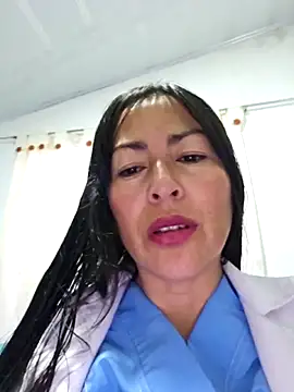 JustSamantha  online show from March 7, 11:38 am