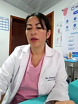 JustSamantha  online show from March 20, 11:44 am