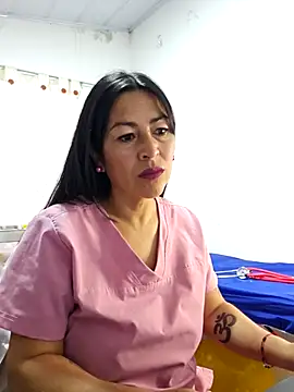 JustSamantha  online show from April 27, 11:08 am