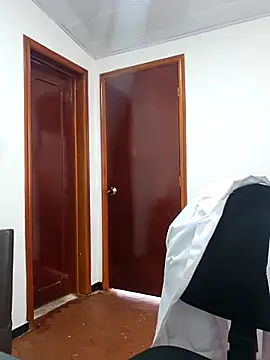 JustSamantha  online show from December 19, 1:35 pm