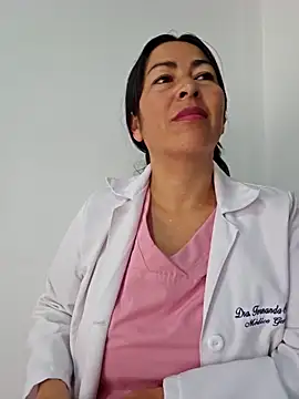 JustSamantha  online show from March 4, 2:03 pm