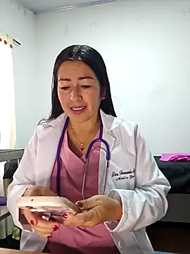 JustSamantha  online show from November 28, 12:49 pm