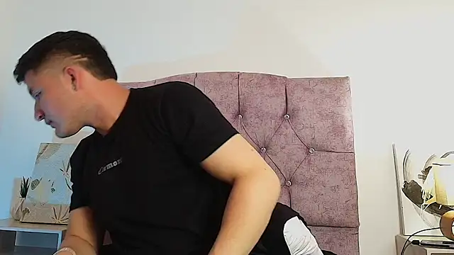 Ethan-Connor online show from November 27, 7:36 pm