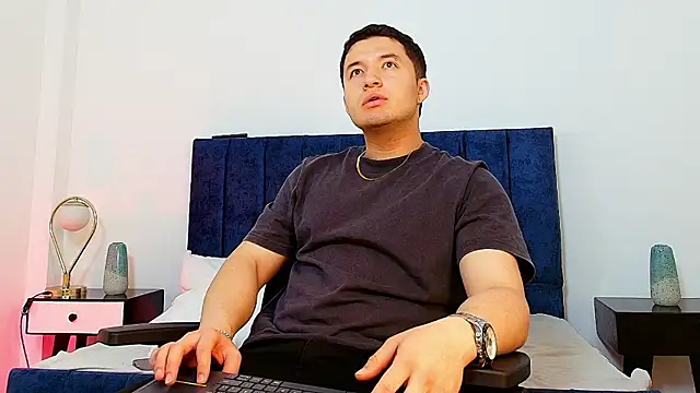 Ethan-Connor online show from January 10, 12:33 pm