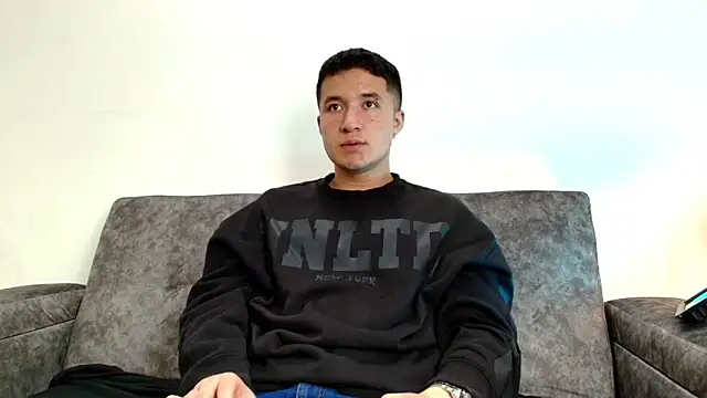 Ethan-Connor online show from November 30, 8:31 pm