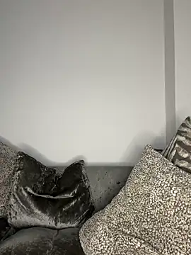 BootyQueenApril online show from April 21, 9:21 pm